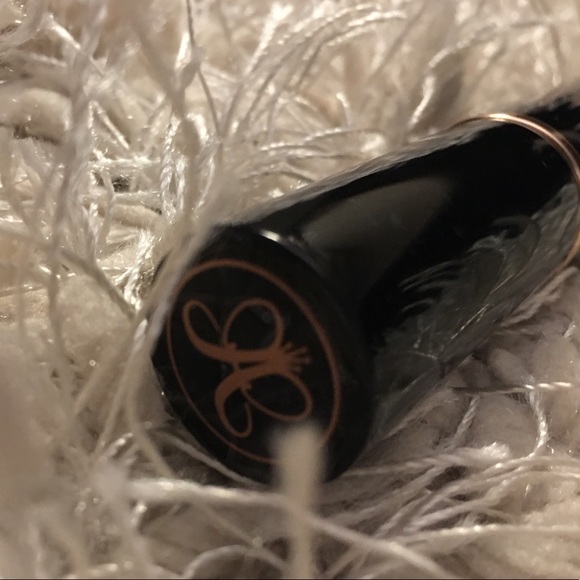 Anastasia Beverly Hills Stick foundation - Picture 2 of 5